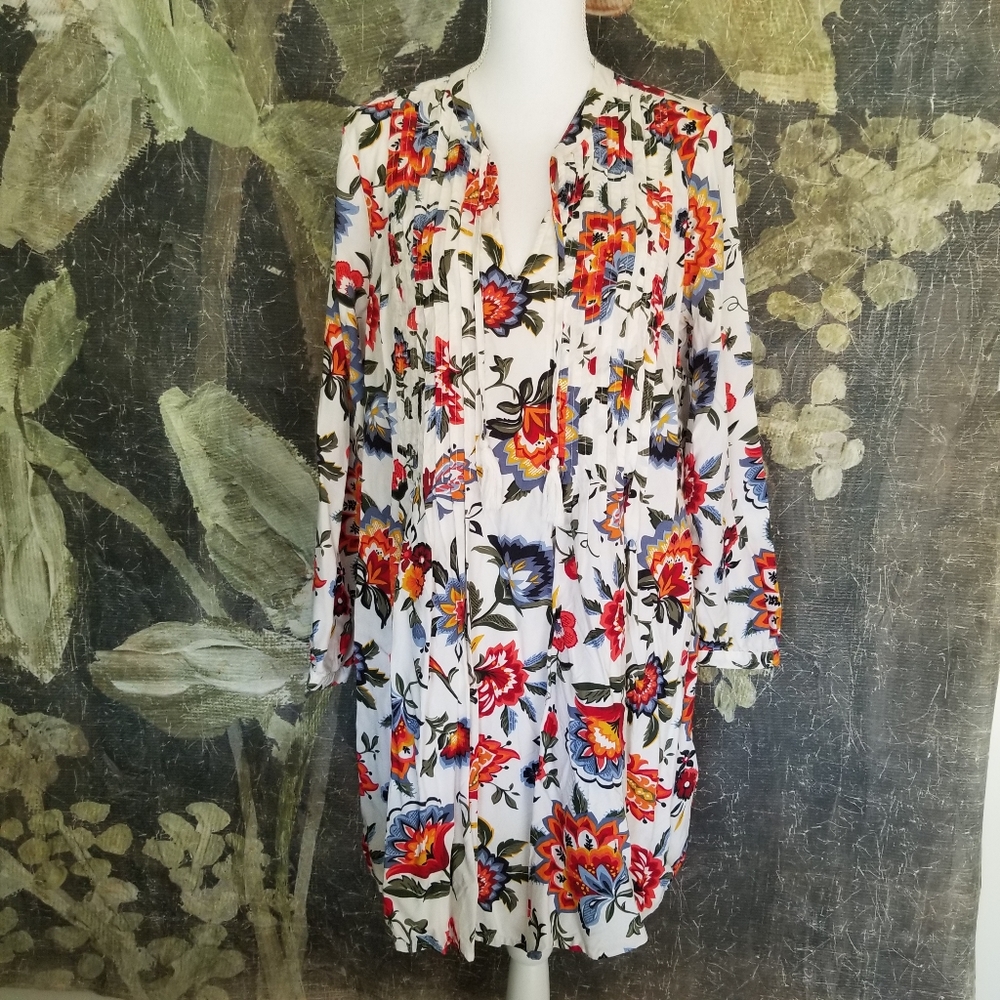 Old Navy boho floral pintuck mini babydoll dress like new!